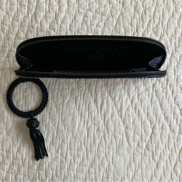 Brand New Shanghai Tang 100% Silk Clutch - Picture 11 of 12